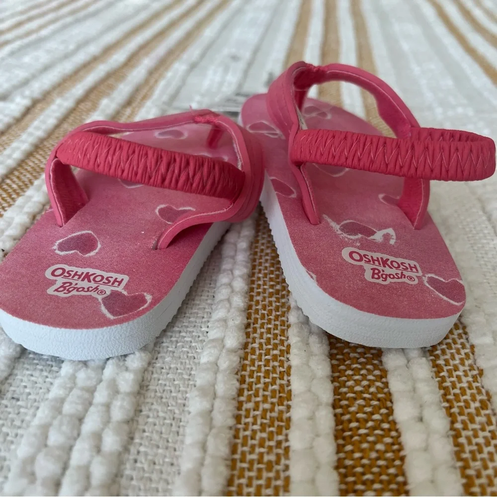 OshKosh B'Gosh Heart Flip Flops Toddler S (5/6) NWT‎